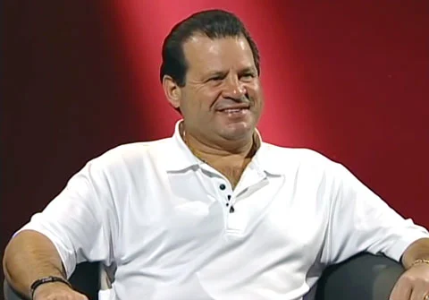 mike-eruzione-speaking-with-media-2009